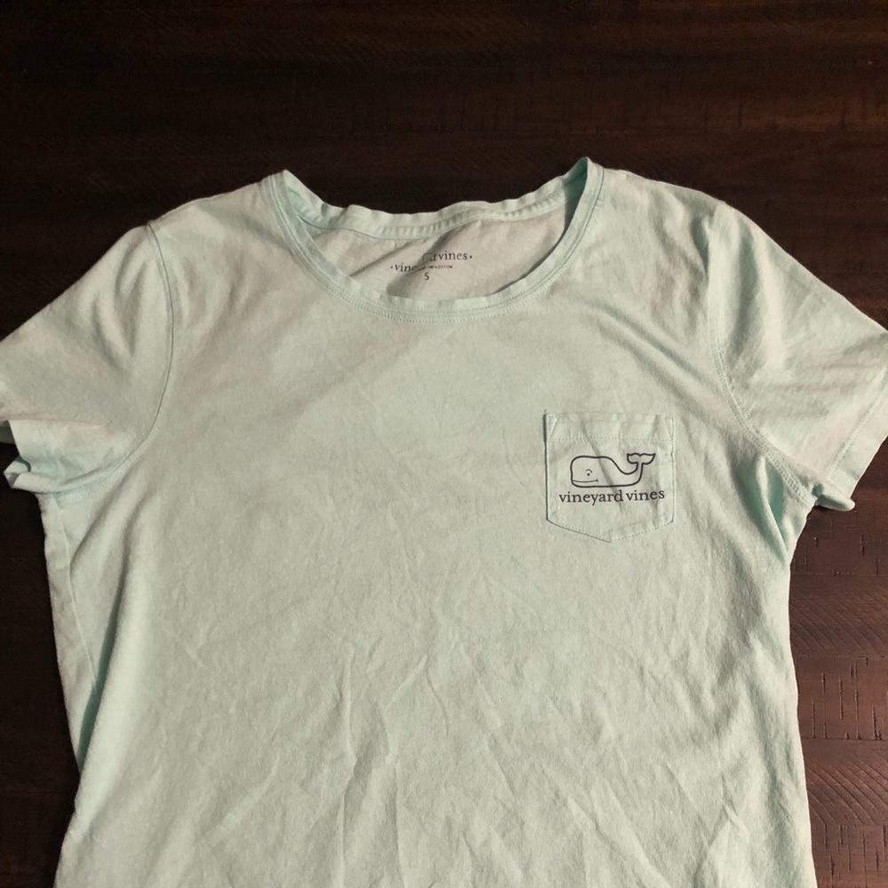 Vineyard Vines women’s Tee Shirt